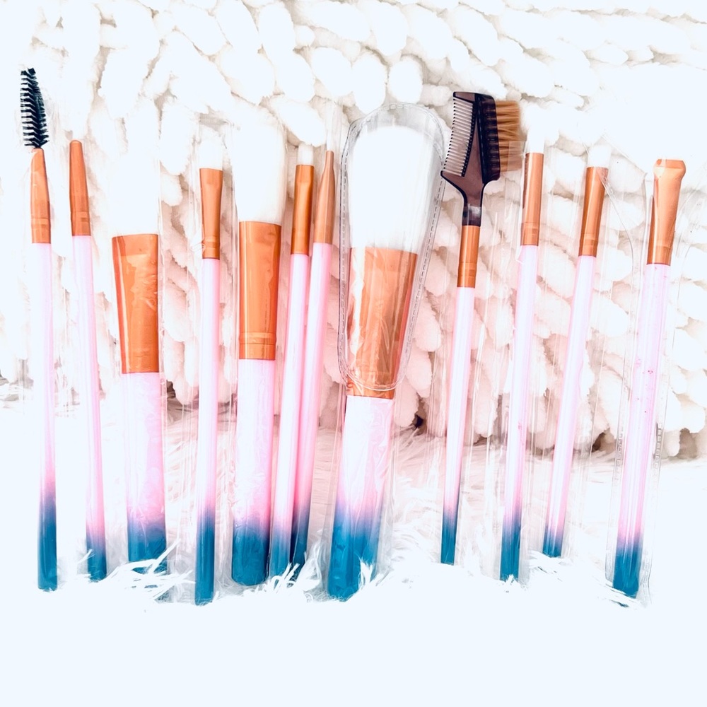 Makeup tools
